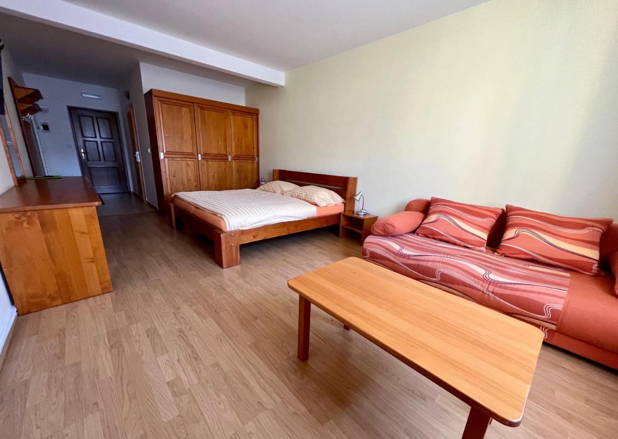Horsky Hotel Paprsek Staré Město 외부 사진